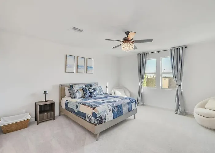 Desert Oasis Holiday home Surprise